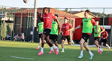 Arca Çorum FK'da Beşiktaş mesaisi başladı