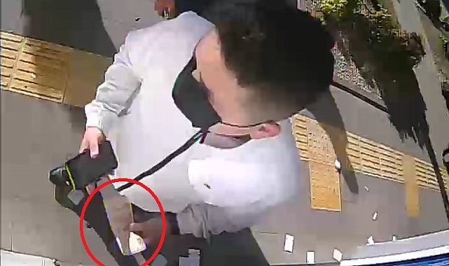 Arkadaşının banka kartını çaldığını iddia eden motokuryeye, 'dolandırıcılık'tan 22 yıl hapis