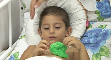 Arnavutköy'de 4 yaşındaki Ediz devrilen futbol kalesinin altında kaldı: Çocuğum sürüklenerek getirildi