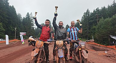 Artvin Kafkasör Yaylası'nda enduro yarışı heyacanı