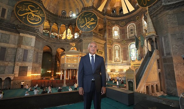 Ayasofya'da Cumhuriyet tarihinin en kapsamlı restorasyonu: 4 etaptan 3'ü tamamlandı