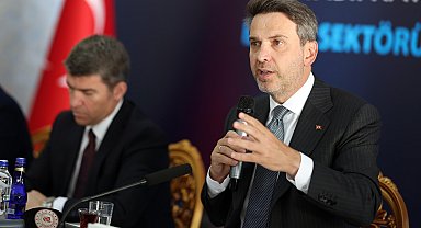 Bakan Bayraktar: 2027'nin ilk çeyreğinde 'Offshore YEKA İhalesi'ni gerçekleştireceğiz