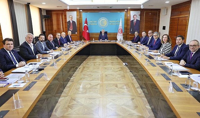 Bakan Bolat, Hizmet İhracatçıları Birliği yönetimini kabul etti