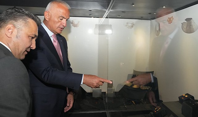 Bakan Ersoy: İnsanlığın 12 bin yıllık takı serüvenini Ankara Etnografya Müzemizde sergiliyoruz