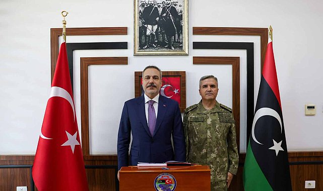 Bakan Fidan, Libya'da TSK Görev Grup Komutanlığı'nı ziyaret etti