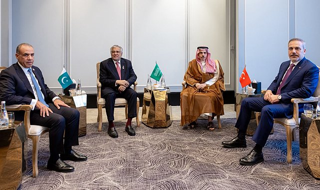 Bakan Fidan, Türkiye-Mısır-Pakistan-Suudi Arabistan Dışişleri Bakanları Toplantısı'na katıldı