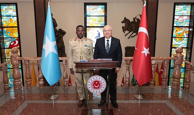 Bakan Güler, Somali Genelkurmay Başkanı Tuğgeneral Mohamud'u kabul etti