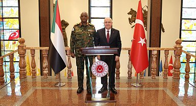 Bakan Güler, Sudan Genelkurmay Başkanı Elatta'yı kabul etti
