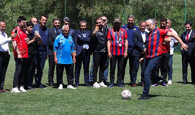 Bakan Işıkhan, Mardin 1969 Spor kampını ziyaret etti