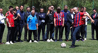 Bakan Işıkhan, Mardin 1969 Spor kampını ziyaret etti