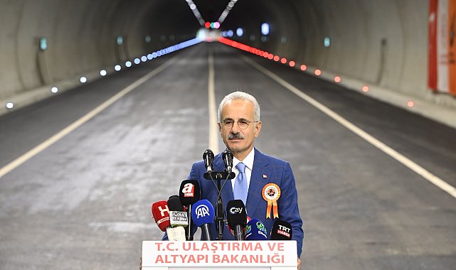 Bakan Uraloğlu: Türkiye'yi adeta yeniden inşa ettik