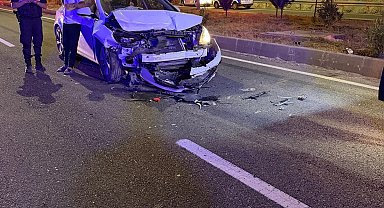 Batman'da iki otomobil tünel girişinde çarpıştı: 12 yaralı