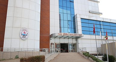 Belediye başkanının park halindeki makam aracına silahlı saldırı; 1 gözaltı