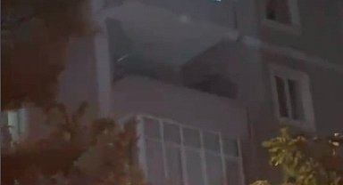 Beylikdüzü'nde balkon duvarına çıkıp dans eden kadın mahalleyi ayağa kaldırdı
