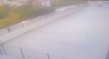 Beylikdüzü'nde silahla etrafa ateş açan şüpheli kamerada