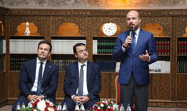 Bilal Erdoğan: Malazgirt ve Çanakkale gelecek bin yılımızın çözümlerini de önümüze koyuyor