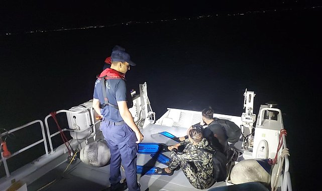 Bodrum'da yüzerek Yunanistan'a geçmeye çalışan 2 kaçak göçmen yakalandı
