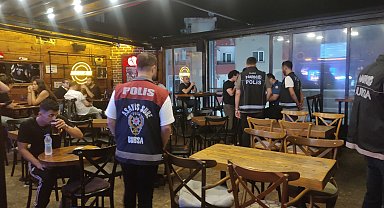 Bursa'da polis denetiminde aranan 8 kişi yakalandı, 261 bin TL ceza kesildi