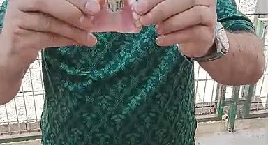 Bursaspor'un fanatik taraftarı takma dişinin damağına da kulüp amblemi yaptırdı