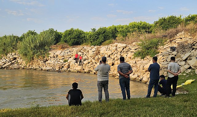 Ceyhan Nehri'nde kaybolan 2 çocuk için arama çalışmaları 2'nci günde