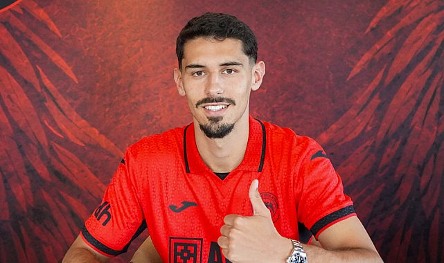 Çorum FK, Portekizli stoper Alexandre Penetra ile anlaşmaya vardı