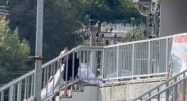Cumhurbaşkanı Erdoğan'ın pankartına zarar veren şüpheli tutuklandı