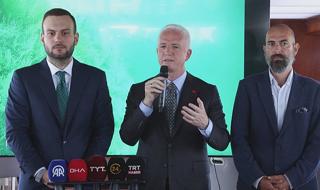 Davut Gül, Tavşan Adası'ndaki denizsel ekosistem çalışmalarını inceledi