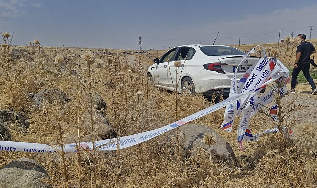 Diyarbakır'da arazide kadın cesedi bulundu; 2 gözaltı