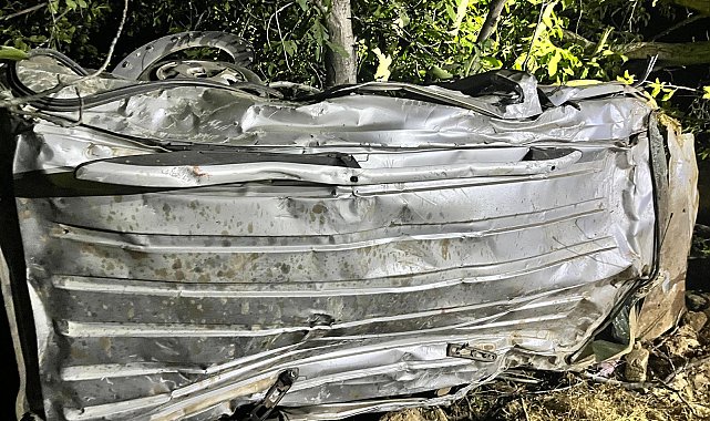 Düğün dönüşü uçuruma yuvarlanan araçta ölen 4 kişi toprağa verildi
