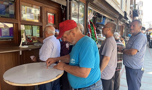 Edirne'de bir talihli Kazı Kazan'dan 8 milyon TL kazandı