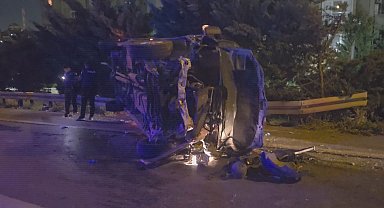 Esenler'de 3 aracın karıştığı zincirleme kaza: 1 ölü 5 yaralı