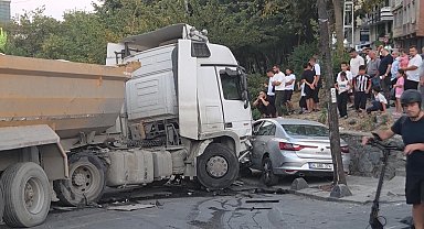 Esenler'de freni boşalan hafriyat kamyonu 7 araca çarptı