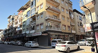 Eşini boğmaya çalıştığı ileri sürülen koca tutuklandı