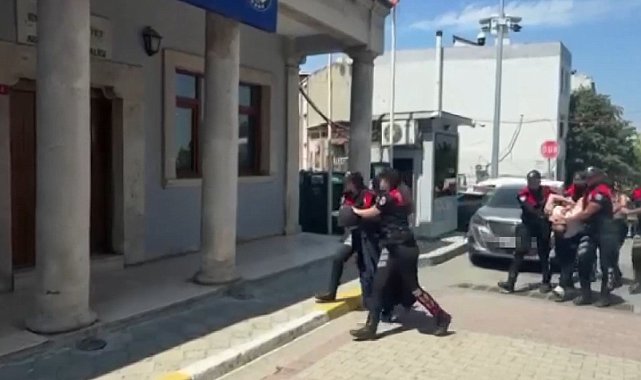 Eyüpsultan'da adliyedeki kavgaya gitmek isteyen 3 silahlı şüpheli yakalandı