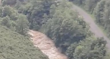Giresun'da sağanak sele dönüştü; anne ve 2 kızı kayıp