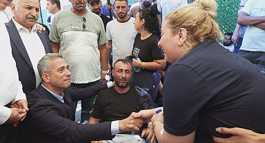 Girne'de gemi kazasında 2 çocuğu kaybolan anne: Kızım elimden kaydı gitti