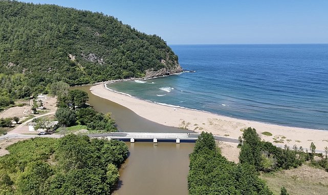 Göçkündemirci Plajı dronla görüntülendi