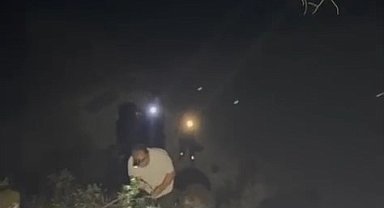 Göksu Nehri'nde mahsur kalan 2 kişi kurtarıldı