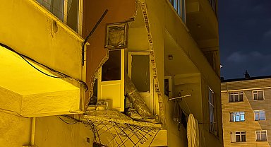 Güngören'de 5 katlı binanın balkonu çöktü; bina sakinleri tahliye edildi