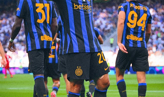 Hakan Çalhanoğlu'nun gol attığı maçta Inter sezona galibiyetle başladı