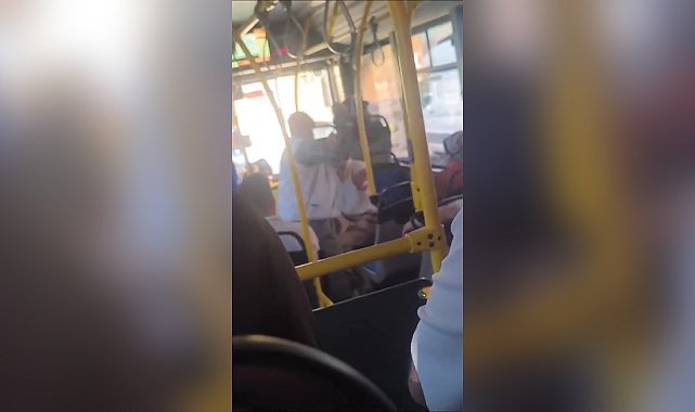 Halk otobüsünde yumruklu kavga kamerada