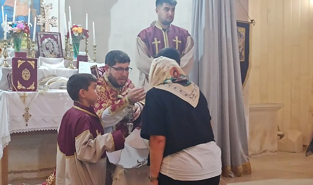 Hatay'da 150 yıllık Ermeni kilisesinde restorasyon öncesi son ayin
