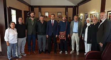 Havai fişekle evi yanan ressama Kasımpaşa Spor Kulübü'nden destek