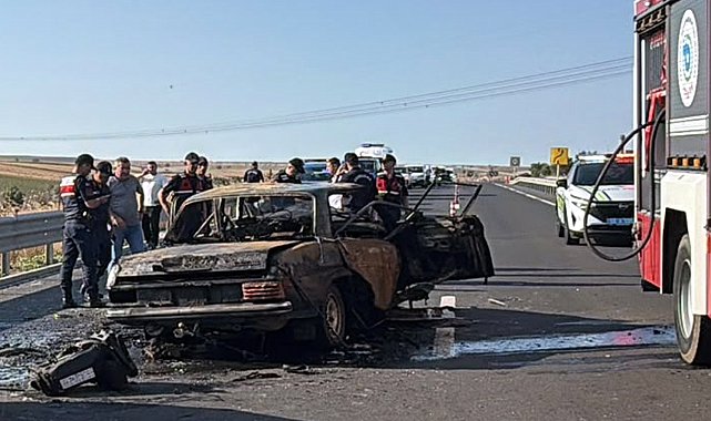 İki otomobilin çarpıştığı kazada araçlardan birinde yangın çıktı: 1 ölü, 2 yaralı