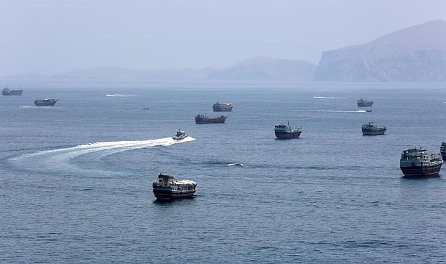 İran'dan Hürmüz Boğazı kararı: Gemilerden ücret alınacak