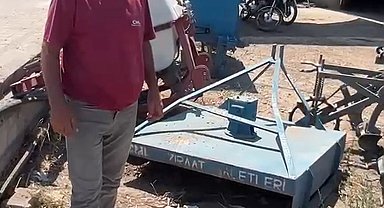 İş yerine giren otomobil çekiciyle götürüldü, dükkan sahibi sabah fark etti
