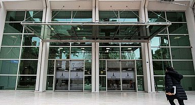 İzmir'de Büyükşehir Belediyesi soruşturmasında Veli Ağbaba'nın ağabeyi gözaltına alındı