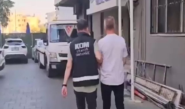 İzmir'de suç örgütü propagandası operasyonunda 3 tutuklama