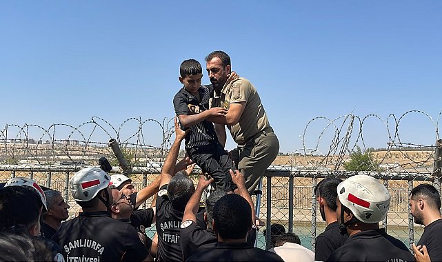 Kanalda boğulma tehlikesi geçiren 2 çocuğu, valinin korumaları kurtardı