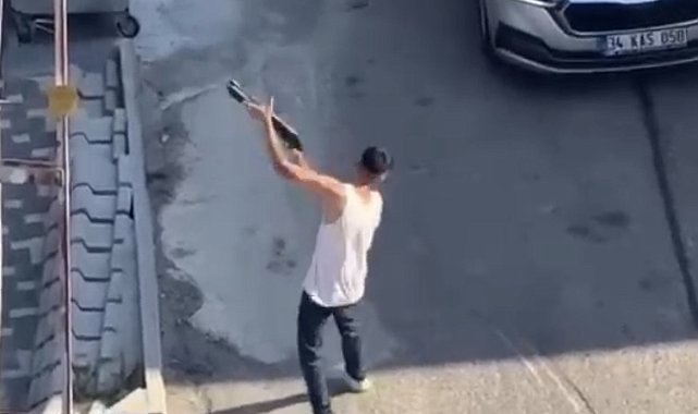 Kartal'da sokakta tüfekle rastgele ateş açtı